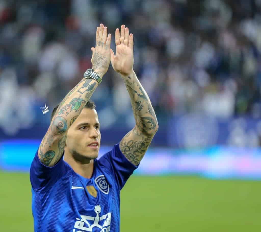 بعد جوميز.. جيوفينكو يقترب من الرحيل عن الهلال وبارما الإيطالي الأقرب لضمه