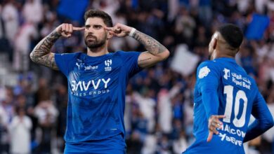 الهلال يكسر صمود الفتح من نقطة الجزاء ويعود لسكة الانتصارات