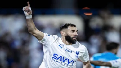 بنزيما يشعل ظهوره الأول مع الهلال بهاتريك مثير أمام الاخدود